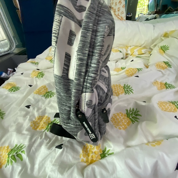 Robin Ruth Paris Backpack - Picture 11 of 12